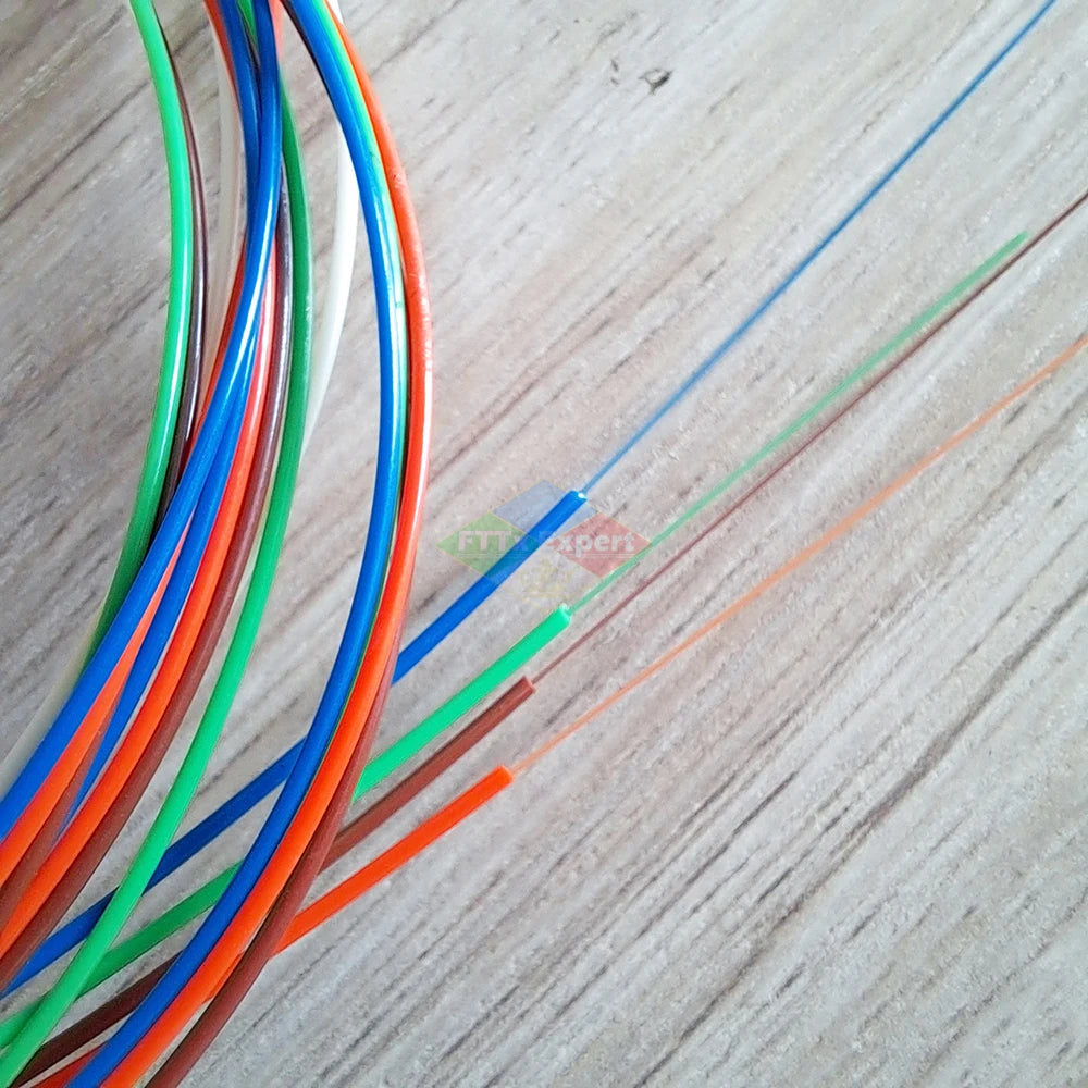 High Quality 10pcs/lot 0.9mm Steel Tube Fiber Optic PLC Splitter 1x2 1x4 1x8 1x16 No Connector Mini 1*8 plc Splitter