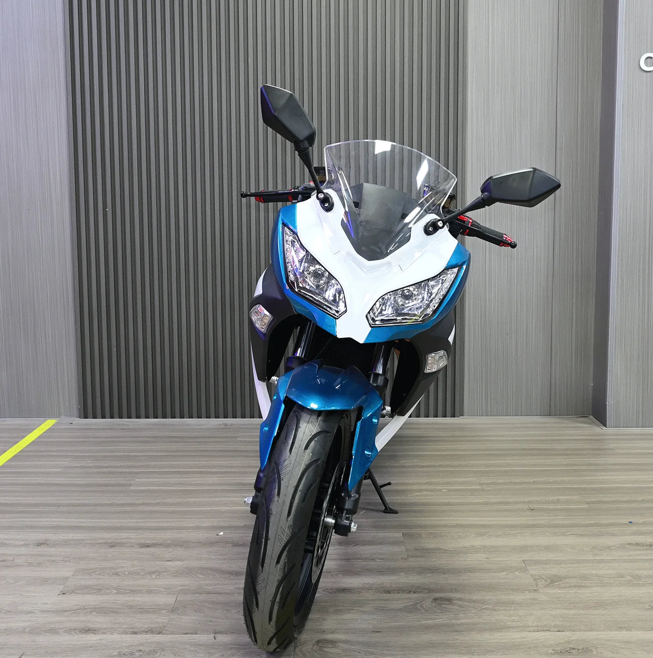 Yzhgb 2026 factory wholesale 72v 2000w high-performance sports powerful high-speed electric motorcycle