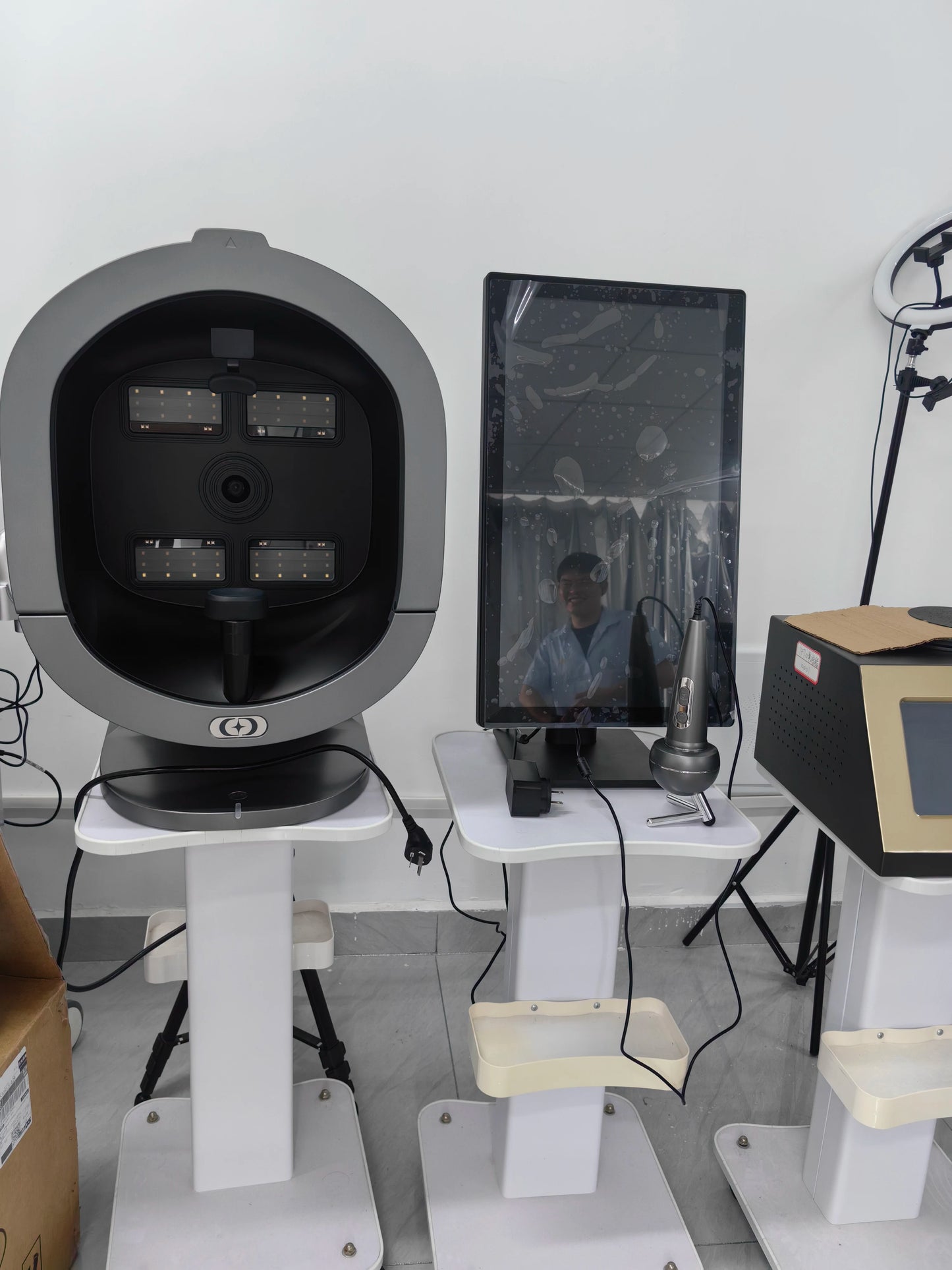 X5 AI Facial Skin Analyzer Detection Skin Problem Diagnosis 8 Spectrum Professional Analysis Beauty Salon Equipment