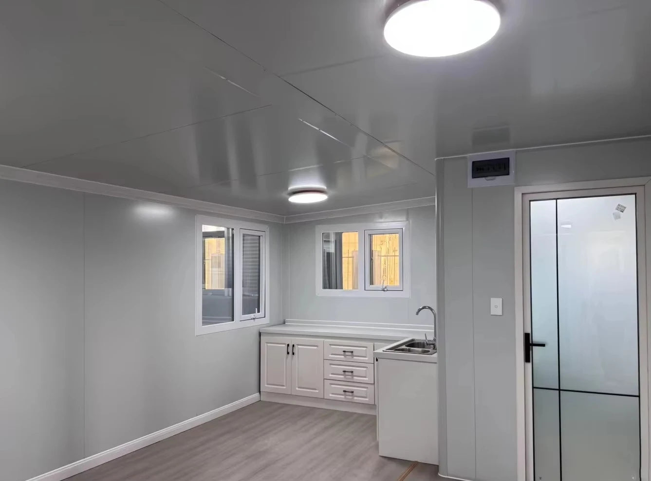 Customized 20ft 40ft Folding Prefab 2 Story Container House Luxury Expandable Container Houses Prefabricated Container Home
