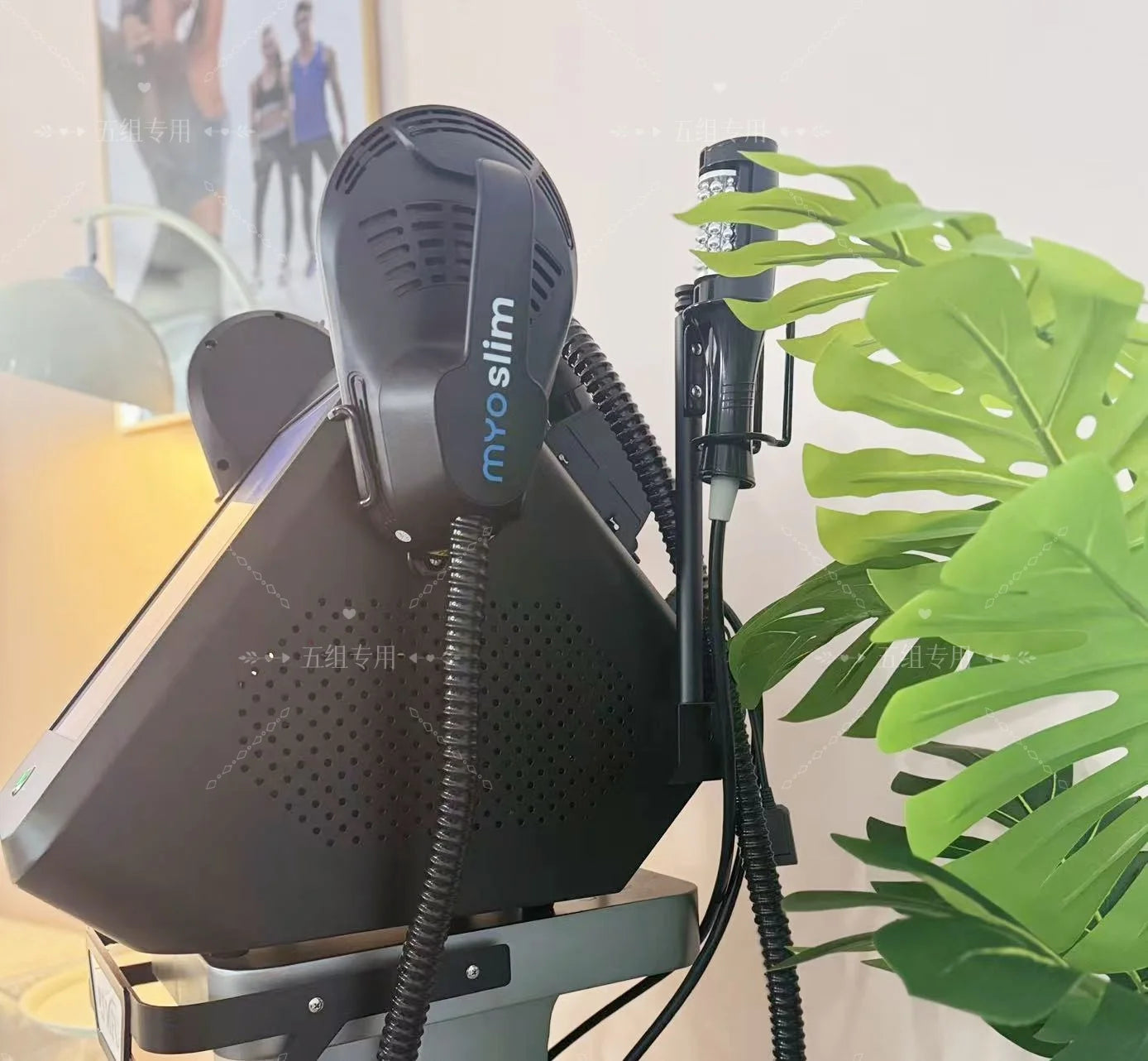 360° Rolling Vacuum Massager for Cellulite Removal - Body Slimming, Fat Loss, Muscle Tone - Weight Loss Machine for Home Use