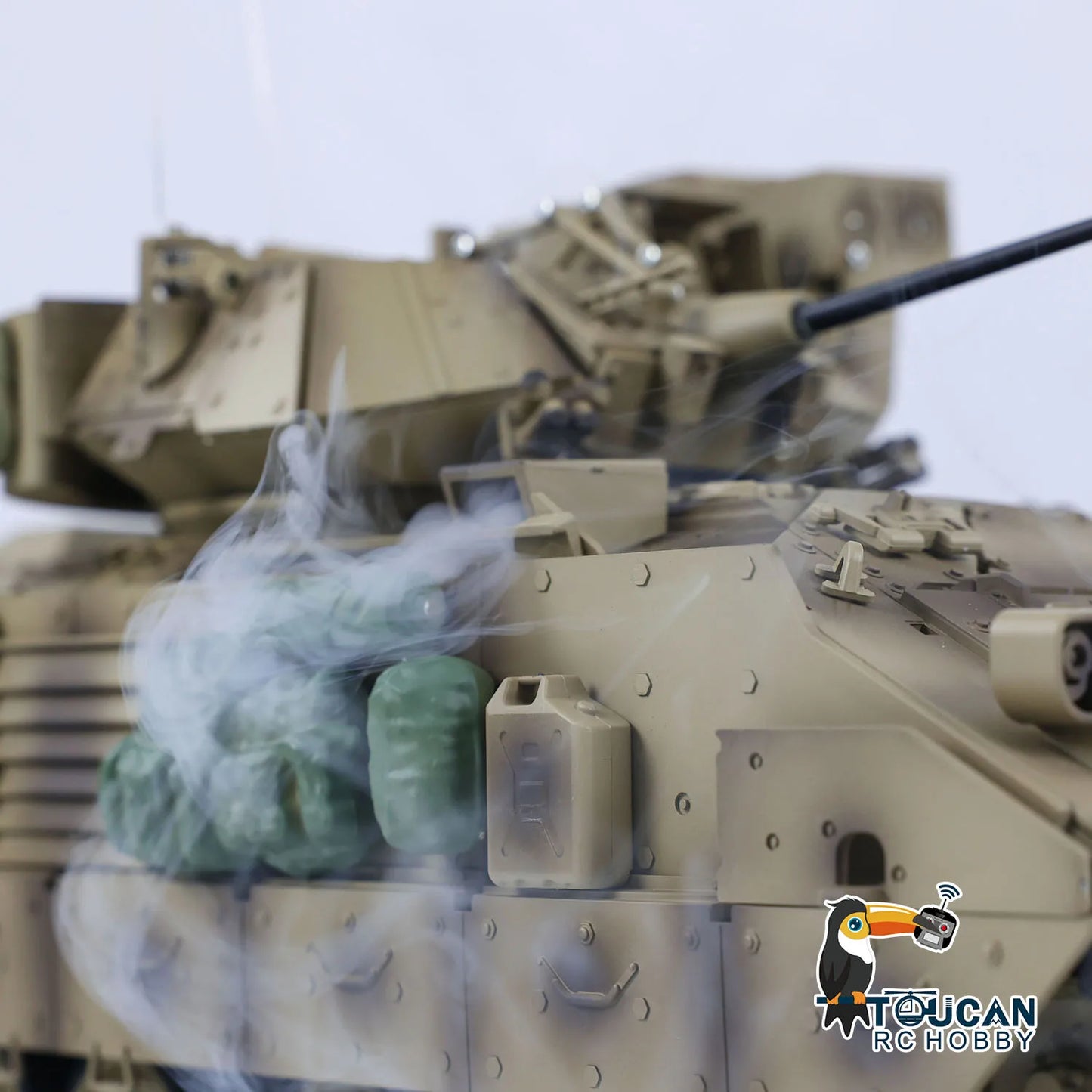 US Stock M2A2 Bradley RC Tank Tongde 1/16 Electric Toy Panzer Model Infrared Battle Barrel Recoil No BB for Military Fans