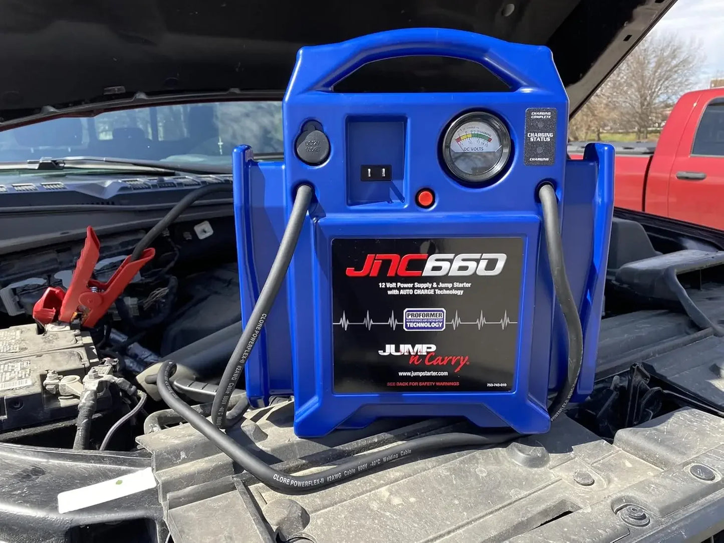 NEW Jump-N-Carry JNC660 1700 Peak Amp 12 Volt Jump Starter