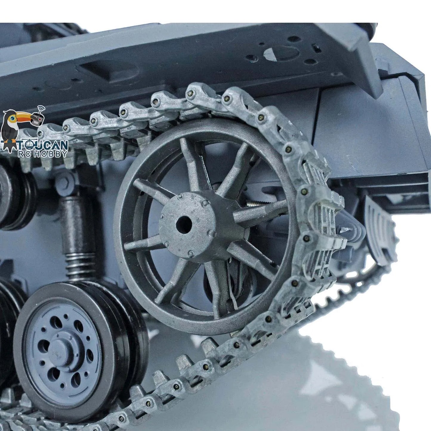 Henglong 1/16 RC Tanks 7.0 Upgraded German Stug III Remote Control Tank 3868 Metal Tracks Realistic Moving Tracks Military Gift